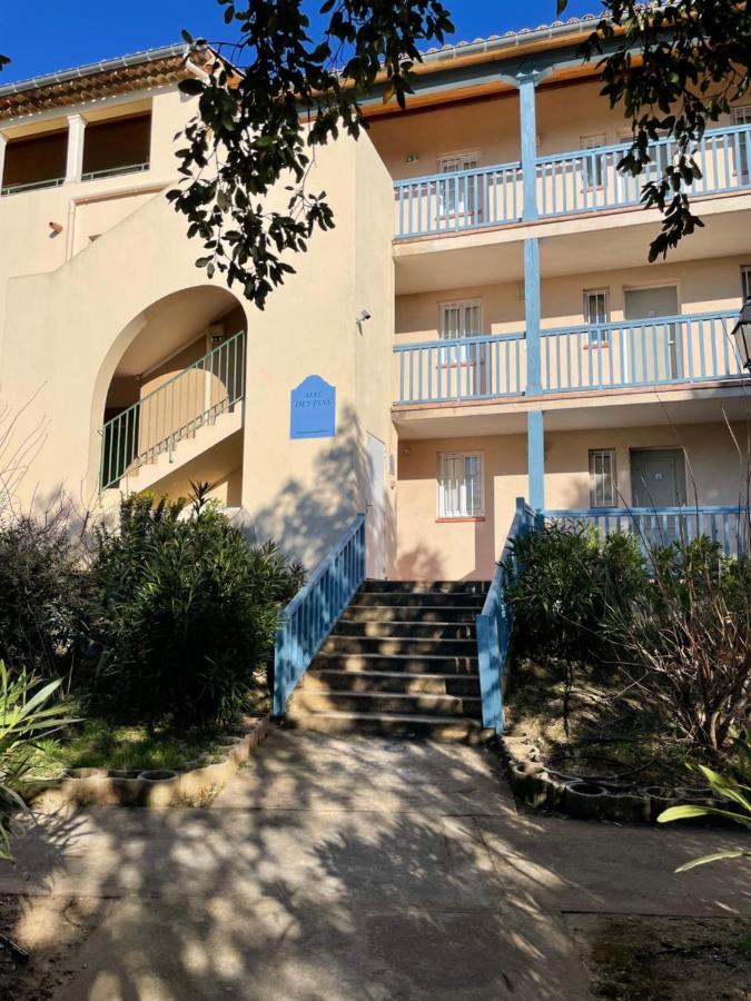 Appart. Vue Mer Avec Piscine - Golfe De St Tropez Les Issambres Exterior photo